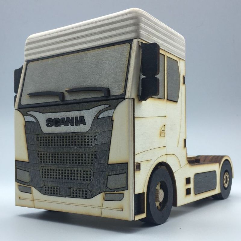 Lkw_Holz_Scania-1